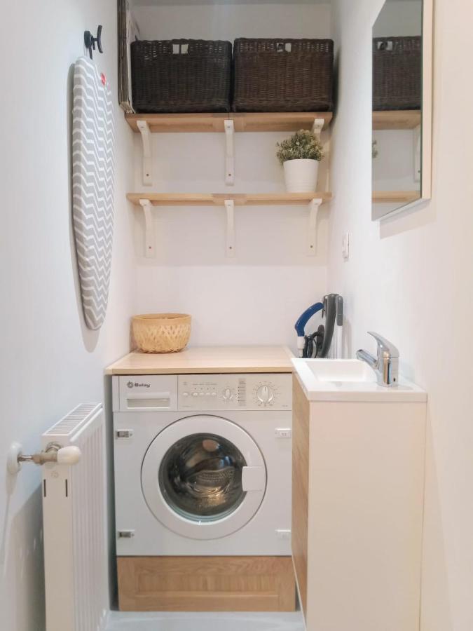 Apartamento Con Suite, Zona De Trabajo Y Yoga Wifi Y Garaje กาสโตร-อูร์เดียเลส ภายนอก รูปภาพ