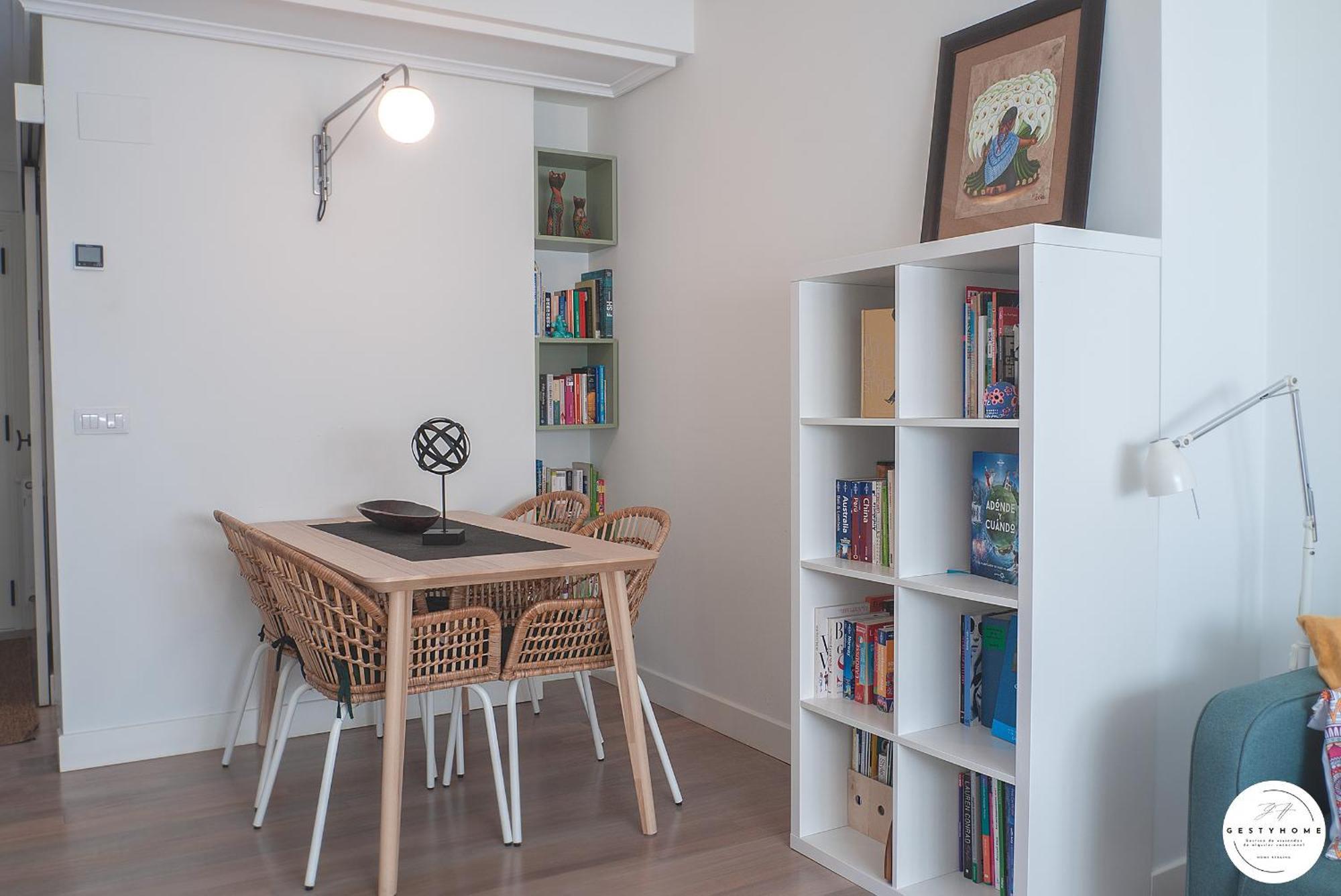 Apartamento Con Suite, Zona De Trabajo Y Yoga Wifi Y Garaje กาสโตร-อูร์เดียเลส ภายนอก รูปภาพ