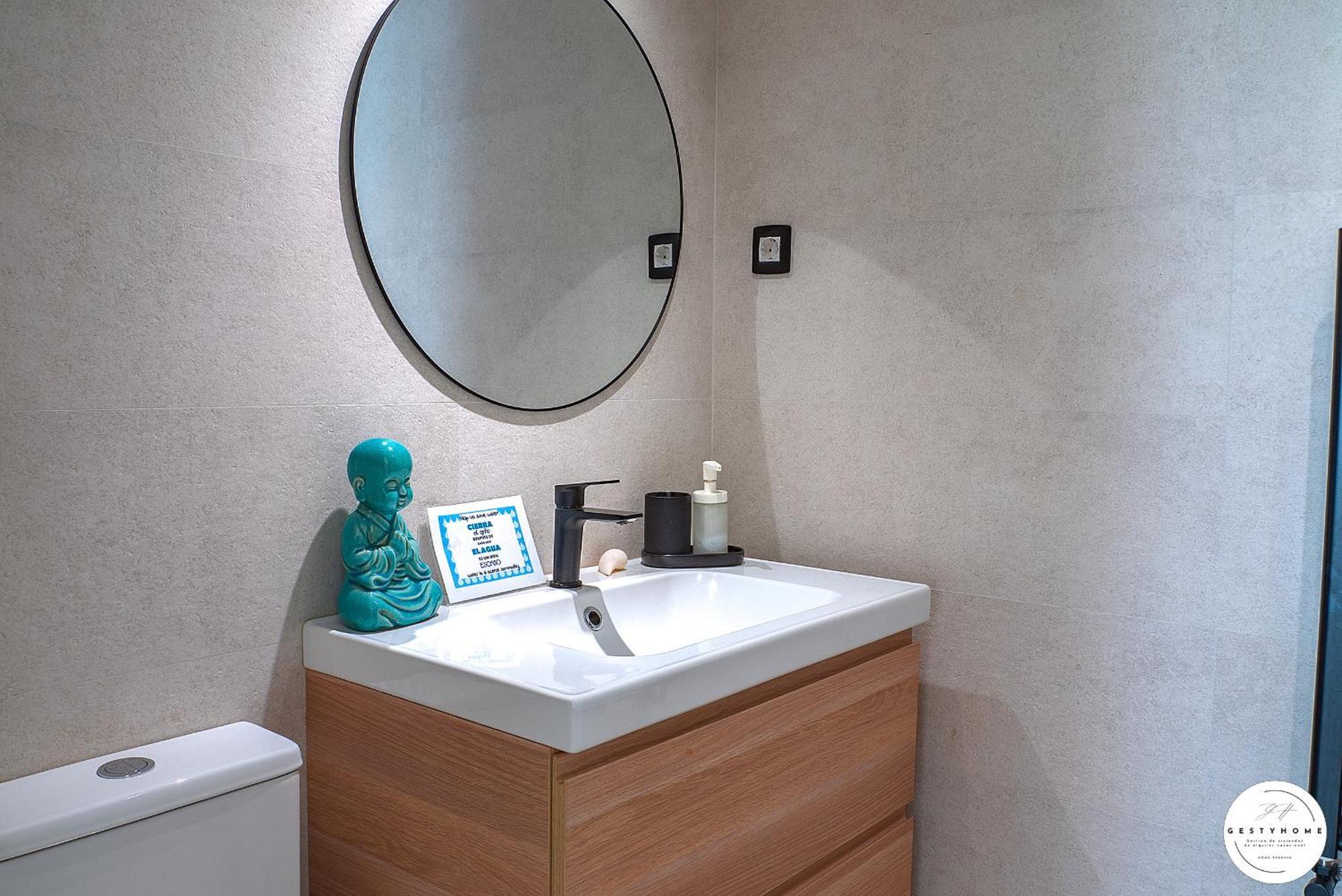 Apartamento Con Suite, Zona De Trabajo Y Yoga Wifi Y Garaje กาสโตร-อูร์เดียเลส ภายนอก รูปภาพ